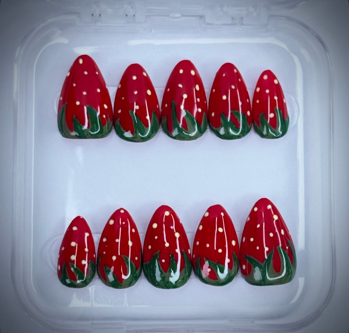 Strawberry bunch! Handmade, durable, short almond length nails 10pc￼