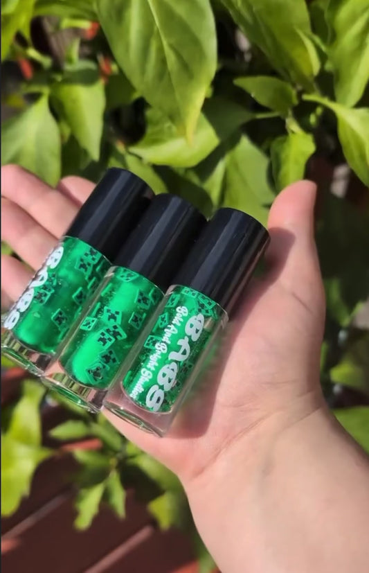 Minecraft CREEPBRUH Watermelon Scented Lip Gloss – Gamer Girl Lip Gloss | Fun Green Lip Shine | Kid-Friendly, Vegan & Cruelty-Free