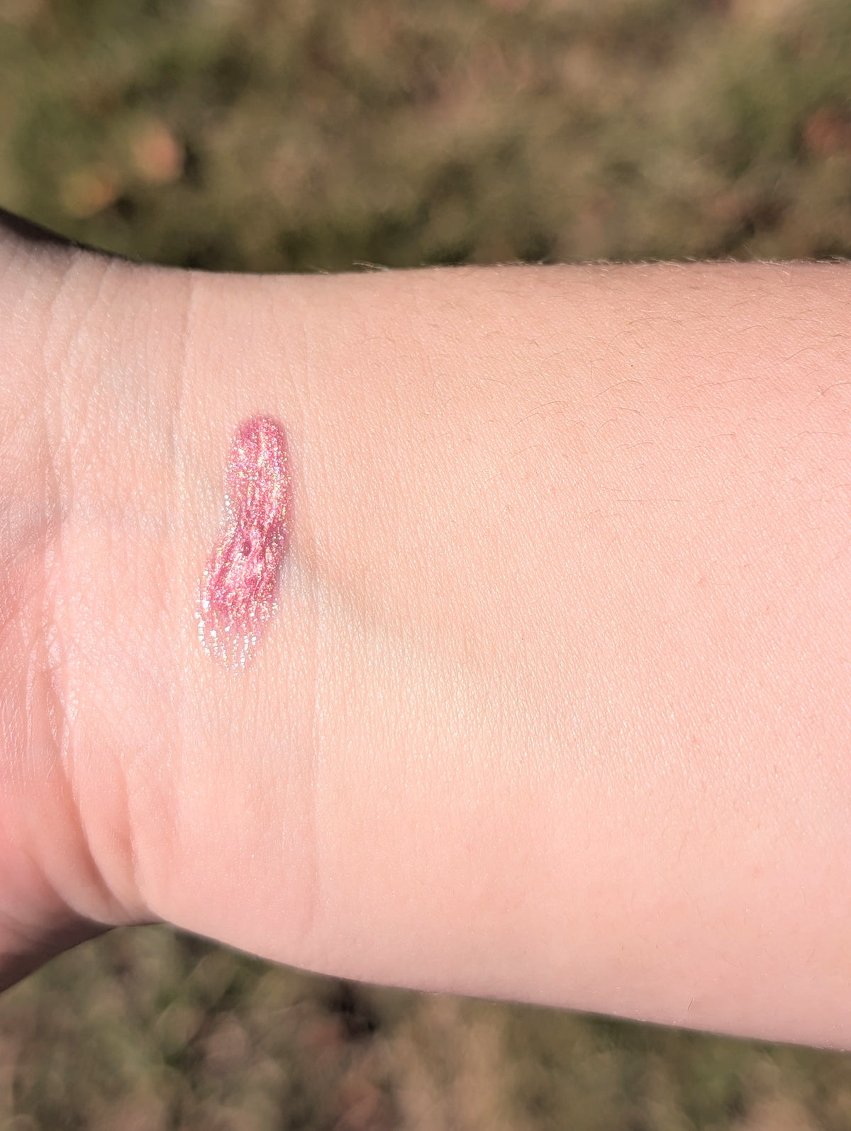 Rosie gold, rose gold / semi metallic look, raspberry flavored